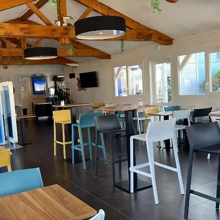 Ibis Budget Centre 2*