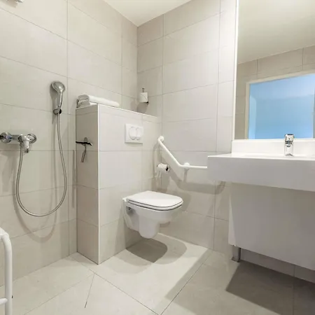 酒店 Ibis Budget Centre Ville- Renove 尚贝里