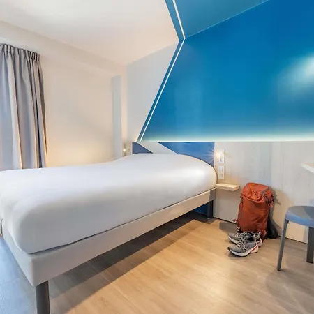 Ibis Budget Centre 2*