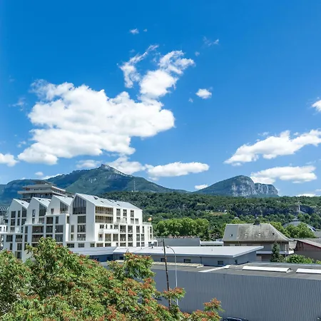 Hotel Ibis Budget Centre 2*